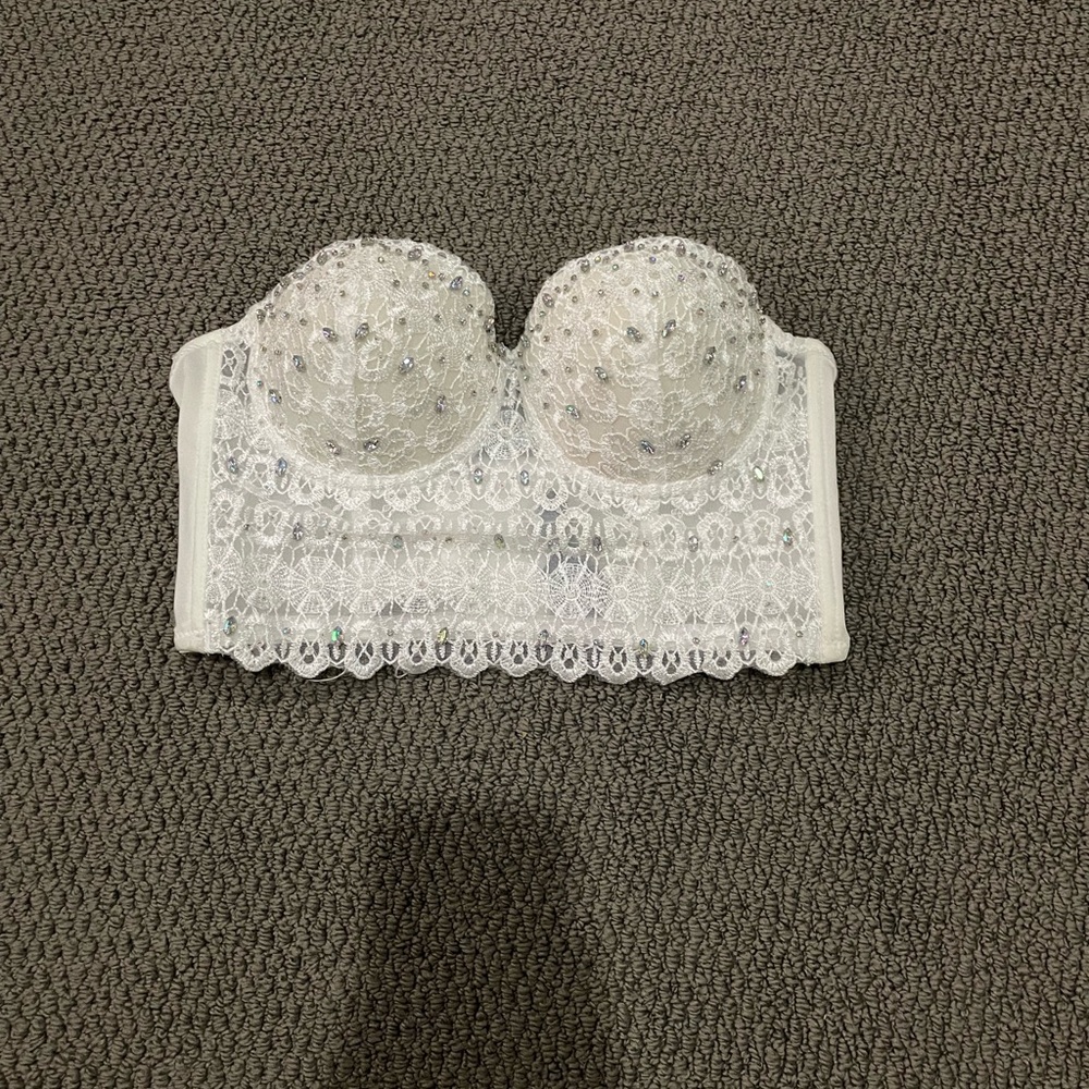 Sparkly white bustier! From Windsor, only worn once, no stains
